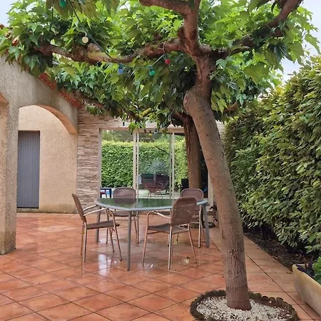 Familiale Piscine Prive Sans Vis A Vis Villa