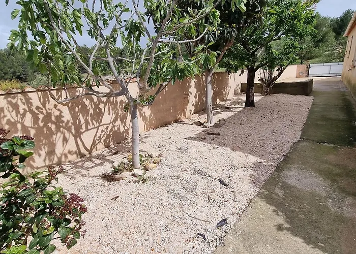 Familiale Piscine Prive Sans Vis A Vis * Bages (Aude)