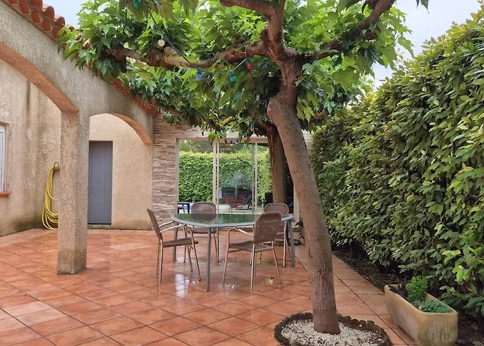 Familiale Piscine Prive Sans Vis A Vis Villa